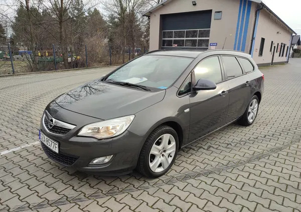 puszczykowo Opel Astra cena 24999 przebieg: 118000, rok produkcji 2011 z Puszczykowo